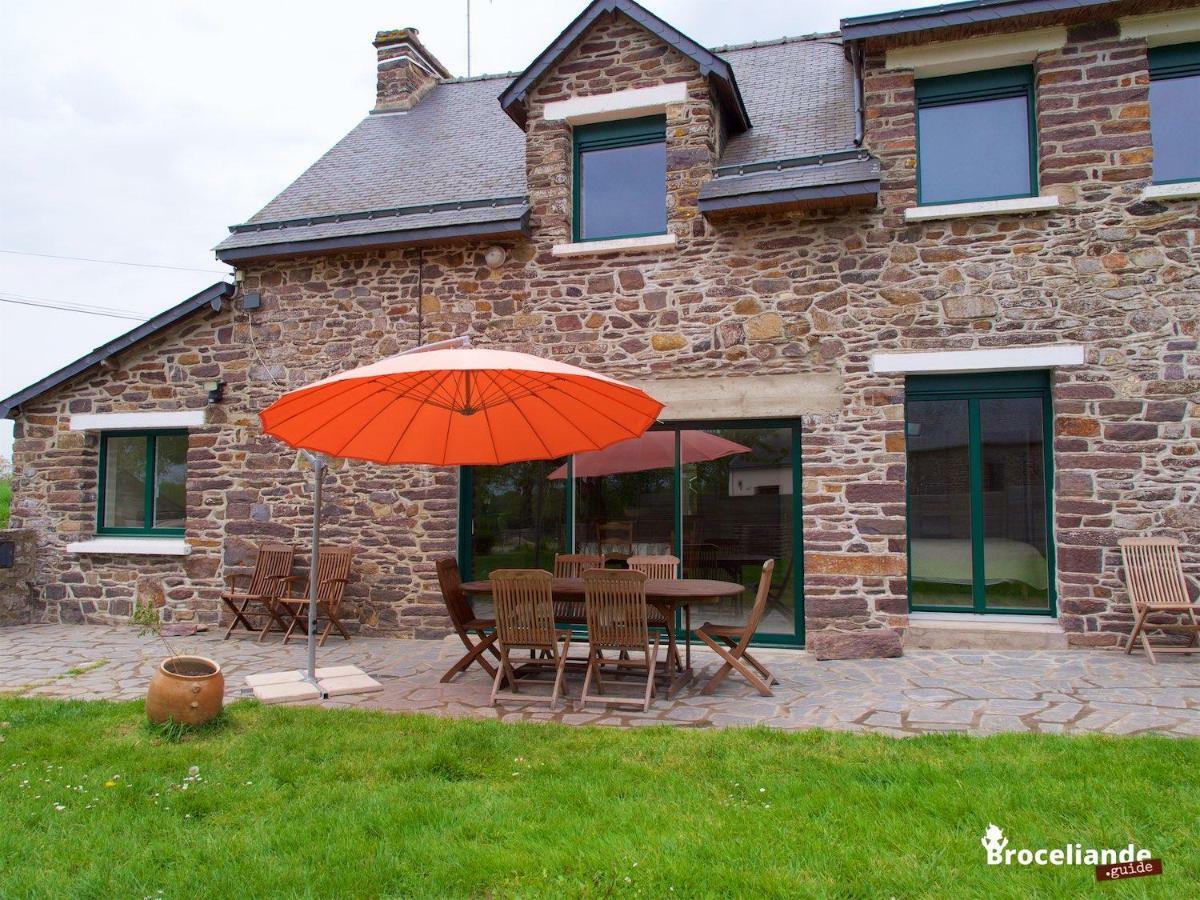 Gite Lancelot Du Val Campeneac Exterior photo